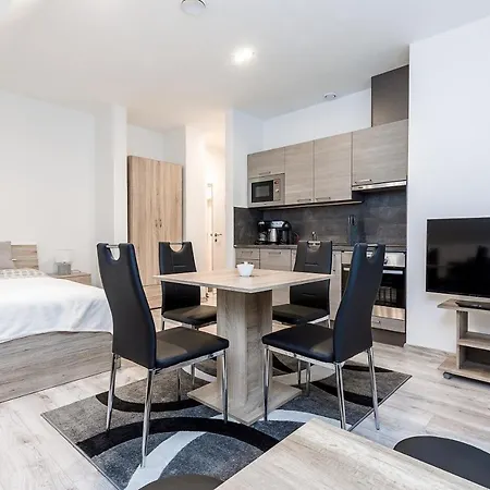 Family Klinovec I Aparthotel Loučná pod Klínovcem